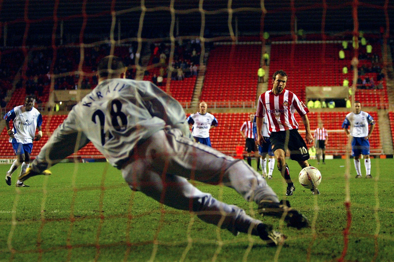 At Crystal Palace in 2005, but still all gray everything. Photo via Getty